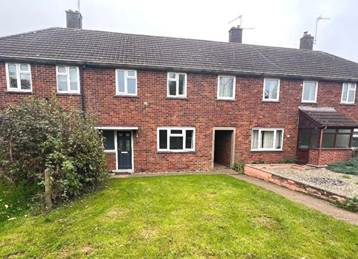 2 Bedroom Terraced House For Sale In Braybrooke Road, Desborough, Kettering, NN14