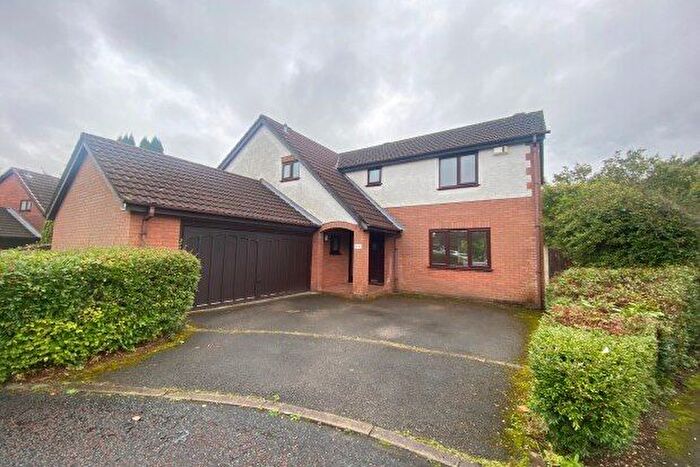 4 Bedroom Property To Rent In Rowan Croft, Chorley, PR6