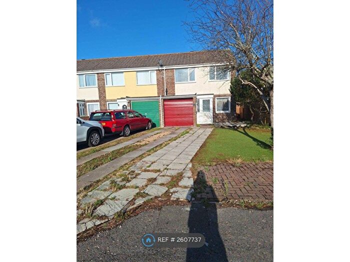 3 Bedroom End Of Terrace House To Rent In Weymouth, Weymouth, DT4