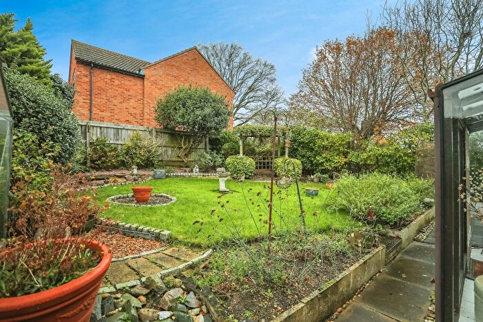 4 Bedroom Detached House For Sale In Grove Way, Ramsey, Huntingdon, PE26