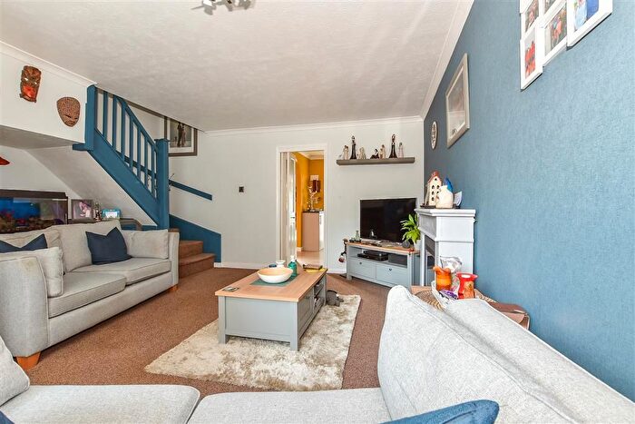 3 Bedroom End Of Terrace House For Sale In St. Andrew's Close, Paddock Wood, Tonbridge, Kent, TN12