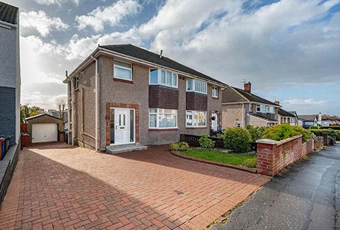 3 Bedroom Semi Detached House For Sale In Linnhe Avenue, Bishopbriggs, Glasgow, G64