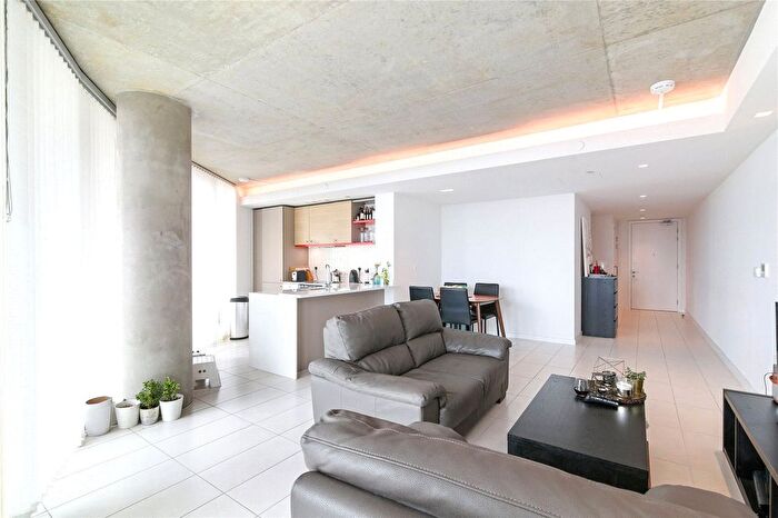 2 Bedroom Flat To Rent In Tidal Basin Road, London, E16