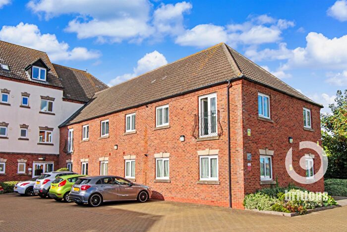 2 Bedroom Flat For Sale In Coopers Court - Wisbech Road, King's Lynn, PE30