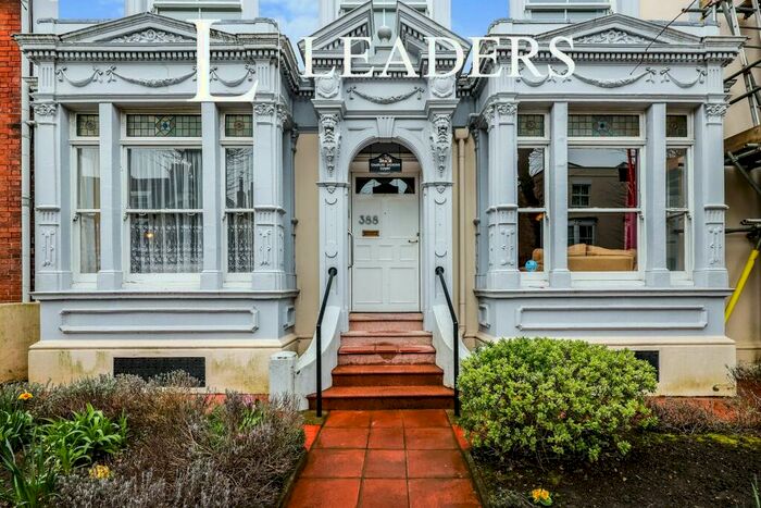 1 Bedroom Apartment To Rent In Charles Dickens Court, PO1