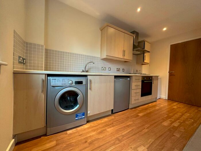 2 Bedroom Apartment To Rent In Rotary Way, Banbury, OX16