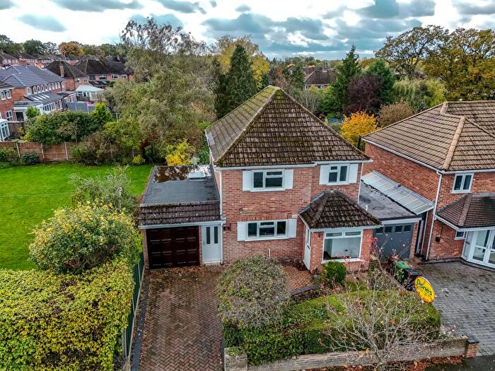 3 Bedroom Detached House For Sale In Binton Road, Shirley, Solihull, B90