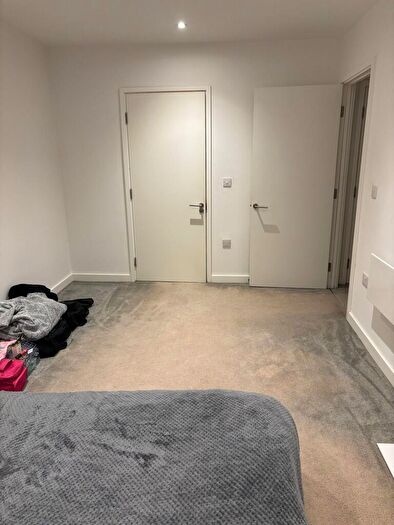 2 Bedroom Apartment To Rent In Apartment B, Wharf End, M17
