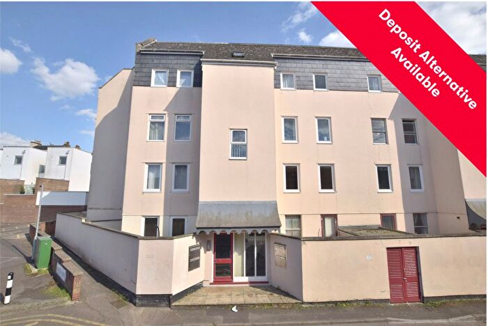 2 Bedroom Flat To Rent In High Street, Cheltenham, Gloucestershire, GL52