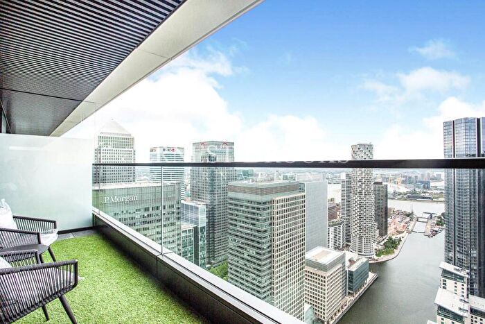 Apartment To Rent In Bagshaw Building, Wards Place, Canary Wharf, E14