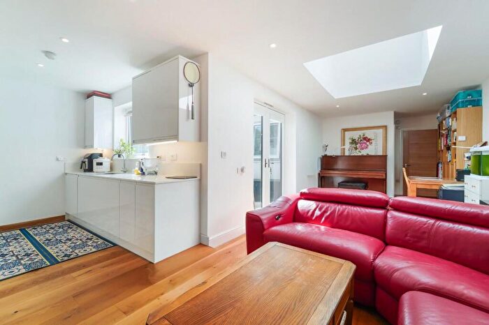 2 Bedroom Semi-Detached Bungalow For Sale In Waterhouse Lane, Kingswood, KT20