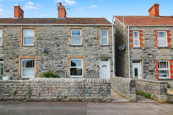 3 Bedroom Terraced House For Sale In Park Road, Street, Somerset, BA16