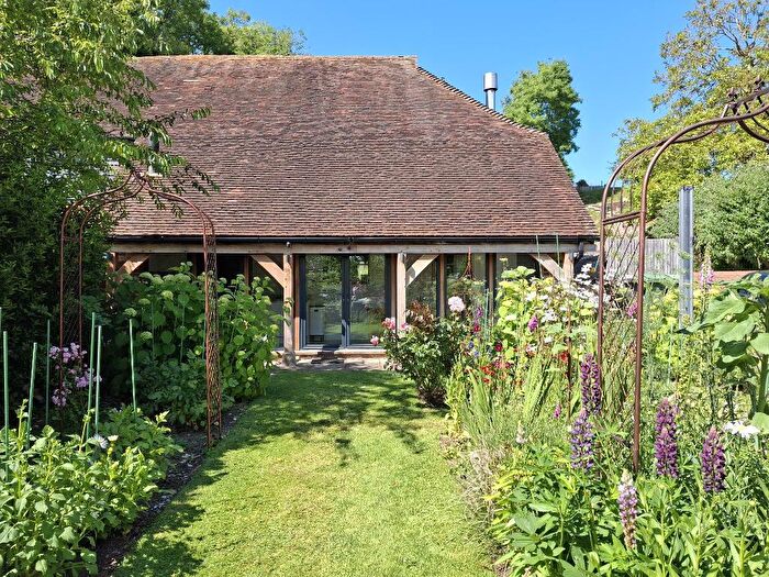 2 Bedroom Barn Conversion For Sale In Boyton Court Road, Sutton Valence, Kent, ME17