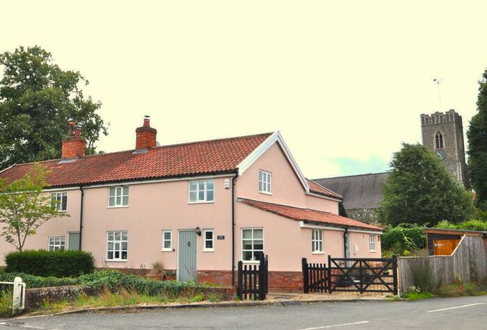 3 Bedroom Cottage For Sale In Hackney Road, Peasenhall, Saxmundham, IP17