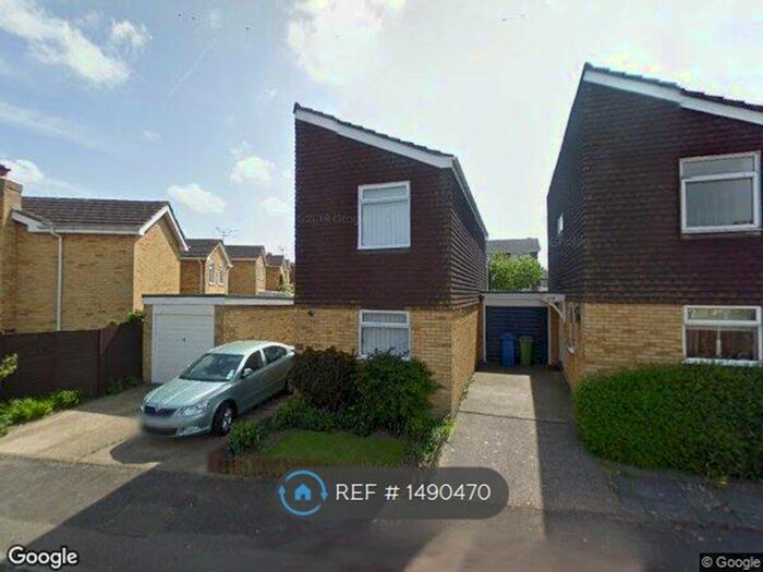 3 Bedroom Detached House To Rent In Peregrine Drive, Sittingbourne, ME10