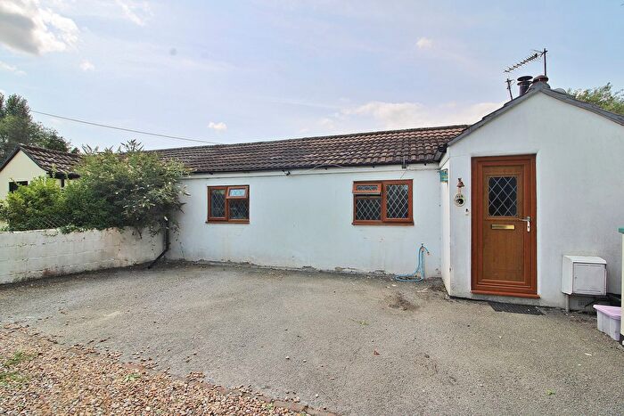 2 Bedroom Terraced Bungalow For Sale In Anmore Road, Denmead, PO7