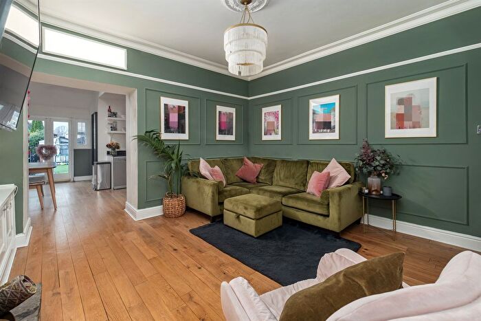 3 Bedroom End Of Terrace House For Sale In Heyes Lane, Alderley Edge, SK9