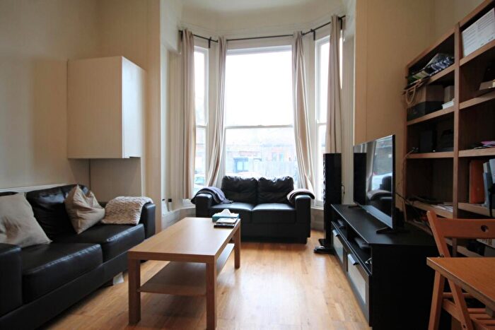 2 Bedroom Flat To Rent In St Johns Grove, Archway, N19