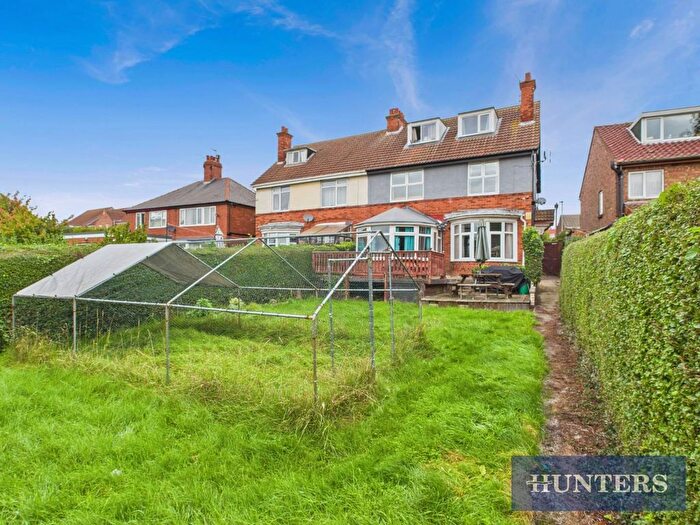 4 Bedroom Semi-Detached House For Sale In South Back Lane, Bridlington, YO16
