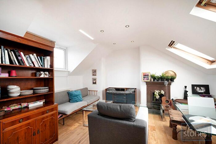 2 Bedroom Apartment To Rent In Mansfield Road, Hampstead Heath, London, NW3