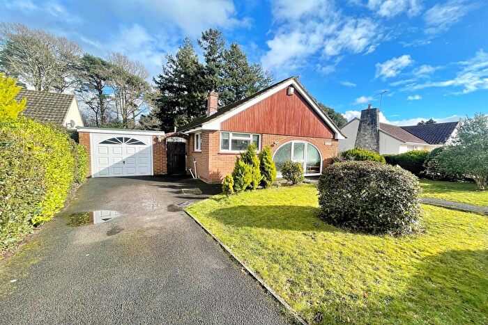 3 Bedroom Detached Bungalow To Rent In Ferndown, BH22