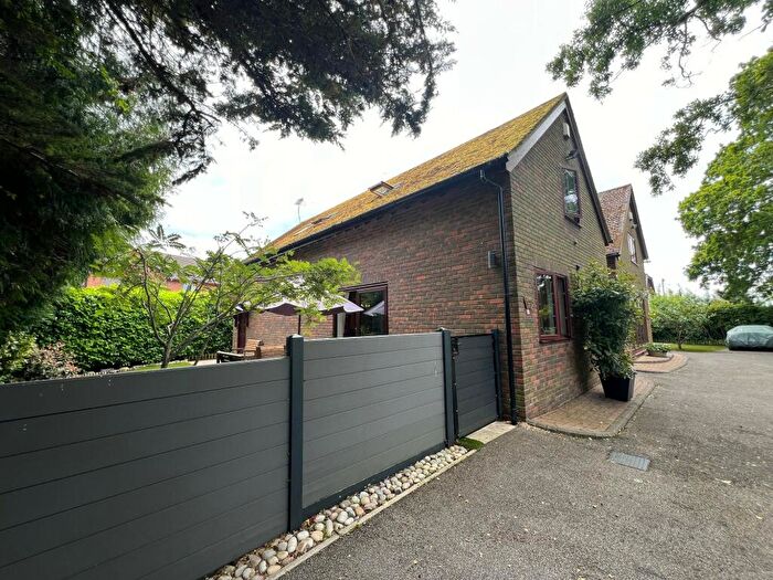 2 Bedroom Semi-Detached House To Rent In Burton, BH23