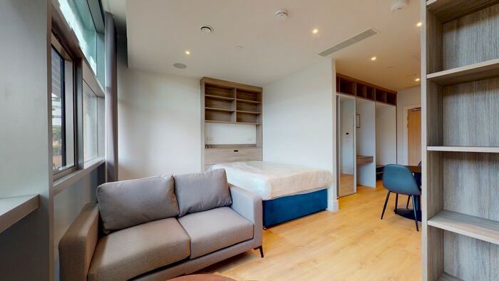 Studio To Rent In Station Road, Addlestone, KT15