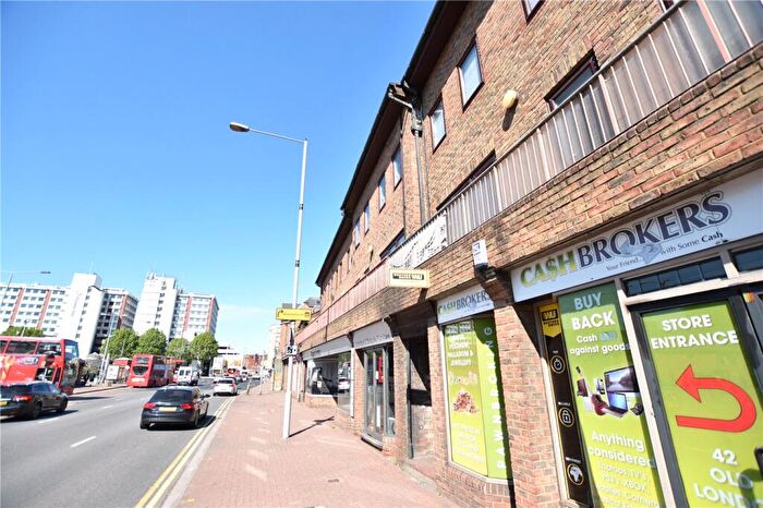 1 Bedroom Apartment To Rent In Old London Road, Kingston Upon Thames, KT2