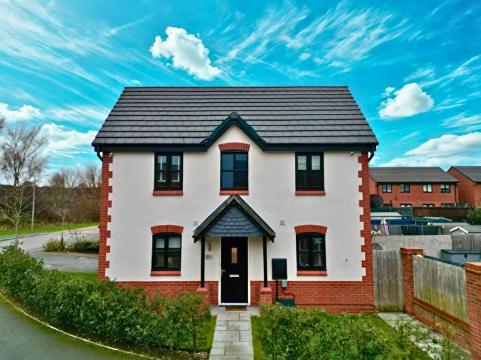 3 Bedroom Semi Detached House For Sale In Hatter Avenue, Stockport, Cheshire, SK3
