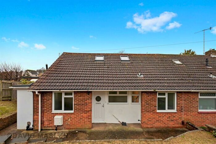 5 Bedroom House To Rent In Falmer Gardens, BN2