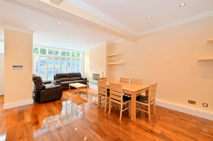 4 Bedroom Terraced House To Rent In Violet Hill, London, NW8