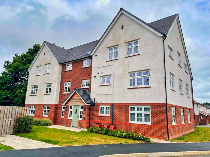 2 Bedroom Flat To Rent In Lancaster Crescent, CW8