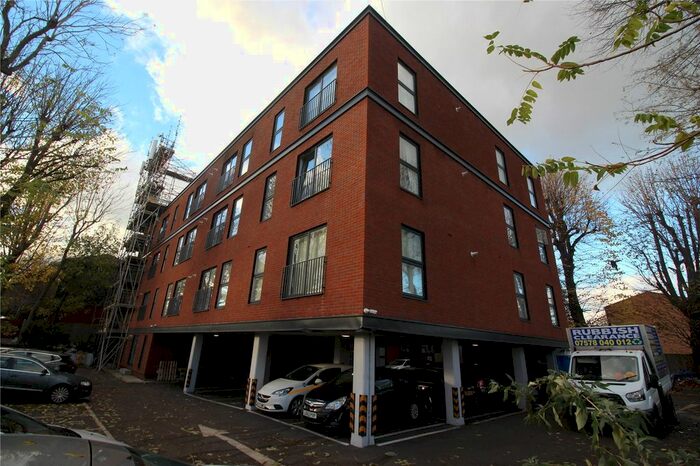 1 Bedroom Flat To Rent In Burch Road, Northfleet, Gravesend, Kent, DA11