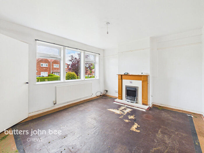 3 Bedroom Terraced House For Sale In Tabley Road, Crewe, CW2