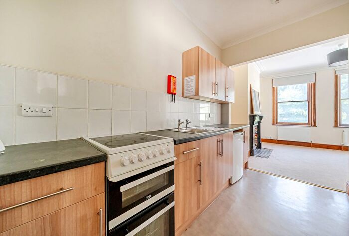 3 Bedroom Maisonette For Sale In London Street, Bath, Somerset, BA1