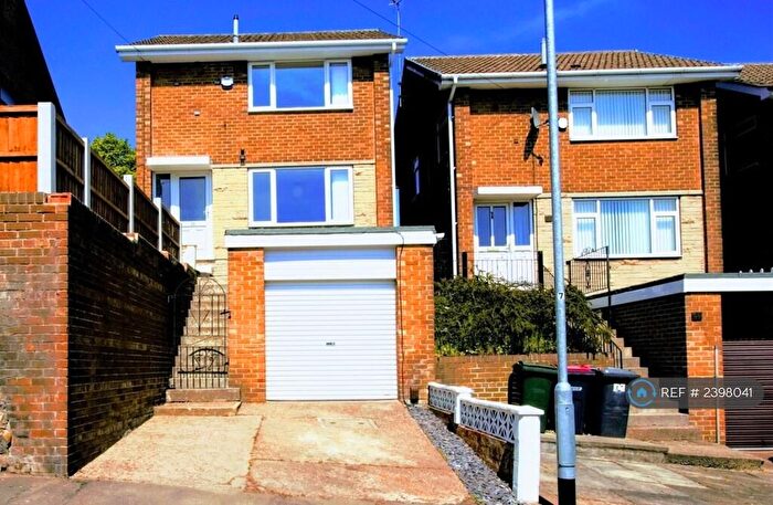 3 Bedroom Detached House To Rent In Regent Street, Rotherham, S61