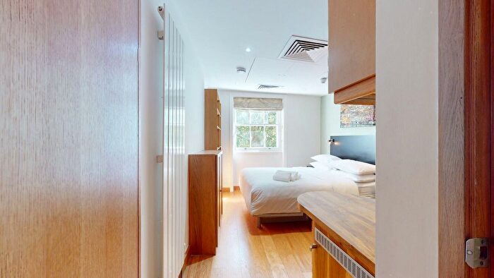 Studio To Rent In Cartwright Gardens, London, WC1H