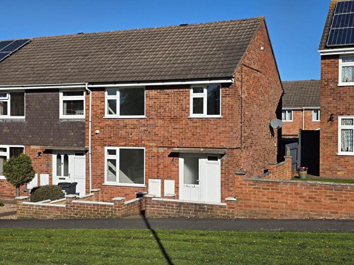 3 Bedroom End Of Terrace House For Sale In Wren Close, Melton Mowbray, LE13