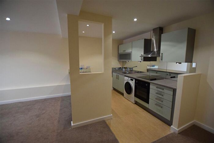 2 Bedroom Apartment To Rent In The Metro, - Victoria Road, Romford, RM1