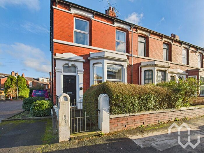 3 Bedroom End Of Terrace House For Sale In Leyland Road, Penwortham, PR1