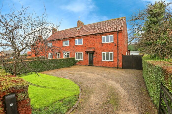 3 Bedroom Semi-Detached House For Sale In Harrogate Road, Ferrensby, Knaresborough, North Yorkshire, HG5