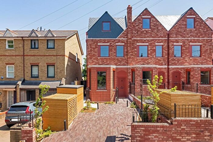 5 Bedroom House For Sale In Church Rise, SE23