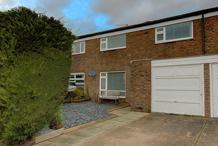 4 Bedroom Terraced House For Sale In Blackcap Close, Crawley, RH11