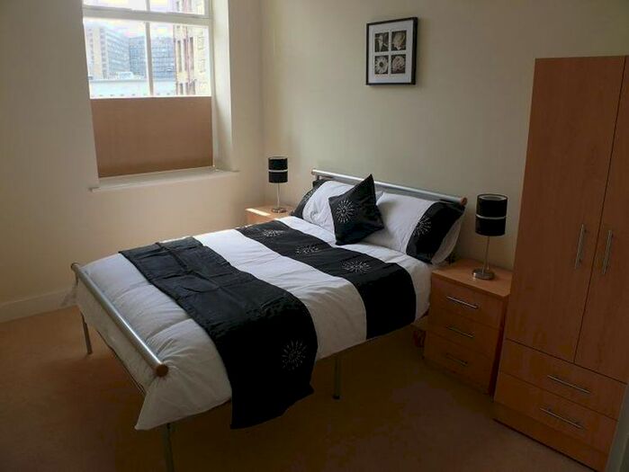 1 Bedroom Flat To Rent In Vincent Street, Bradford, BD1