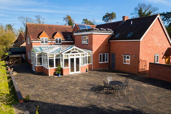 6 Bedroom Detached House To Rent In Temple Grafton Alcester, B49