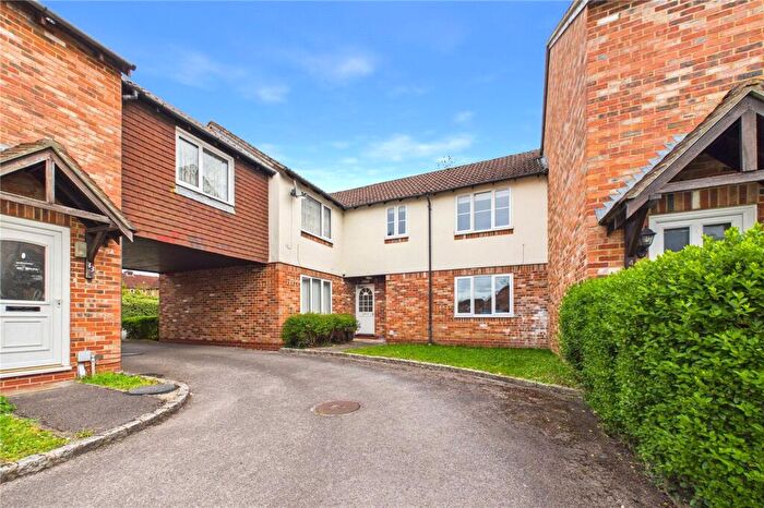 1 Bedroom Apartment To Rent In Nideggen Close, Thatcham, Berkshire, RG19