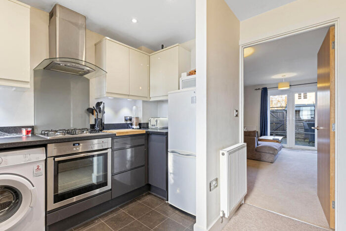 2 Bedroom House For Sale In Pecketts Gate, Chichester, West Sussex, PO19