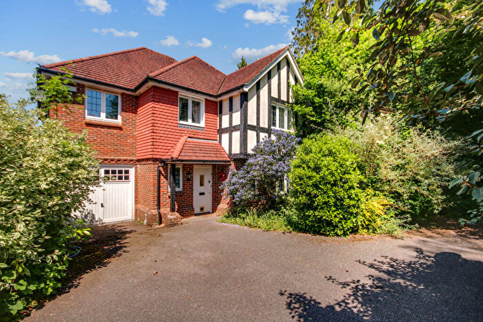 5 Bedroom Detached House For Sale In Rowplatt Close, Felbridge, Surrey, RH19