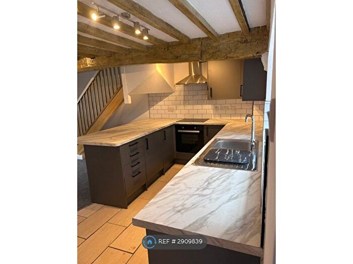 2 Bedroom End Of Terrace House To Rent In Church St, Redcar, TS11
