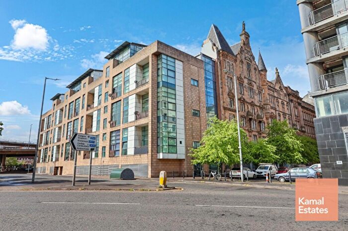 2 Bedroom Flat For Sale In Carnoustie Street, Glasgow, G5